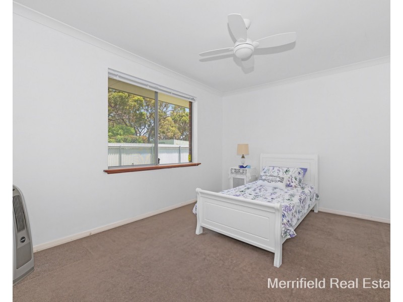 27 Notley Street, Yakamia WA 6330