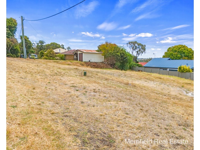 104 Burt Street, Mount Clarence WA 6330