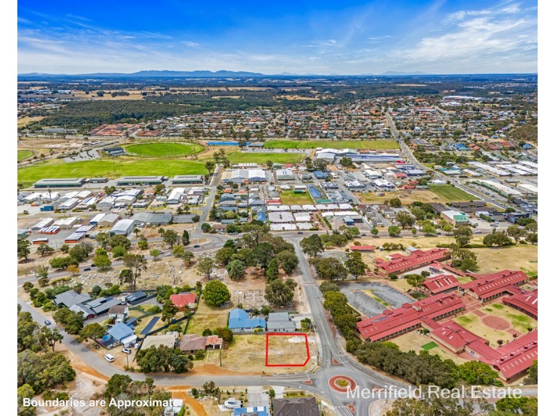 25 Suffolk Street, Mount Clarence WA 6330