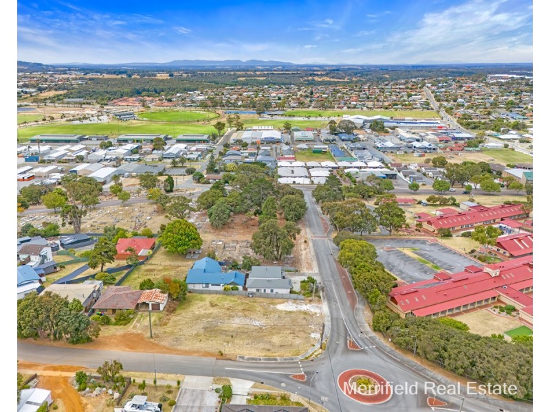 25 Suffolk Street, Mount Clarence WA 6330