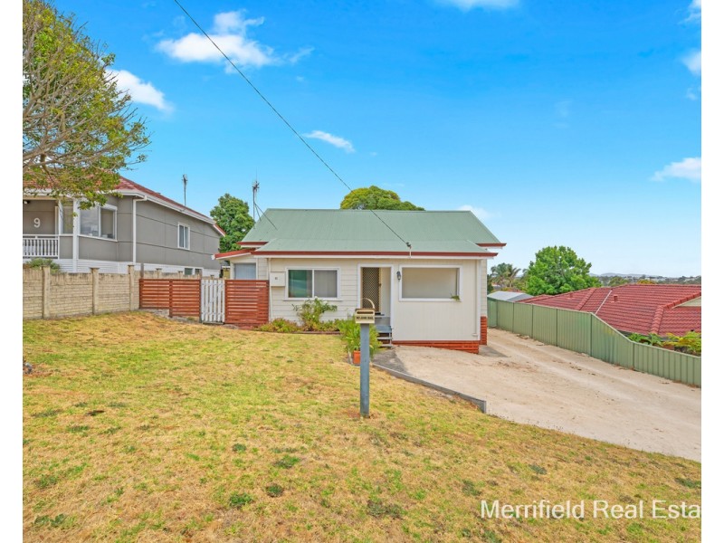 11 Stanley Street, Mount Melville WA 6330