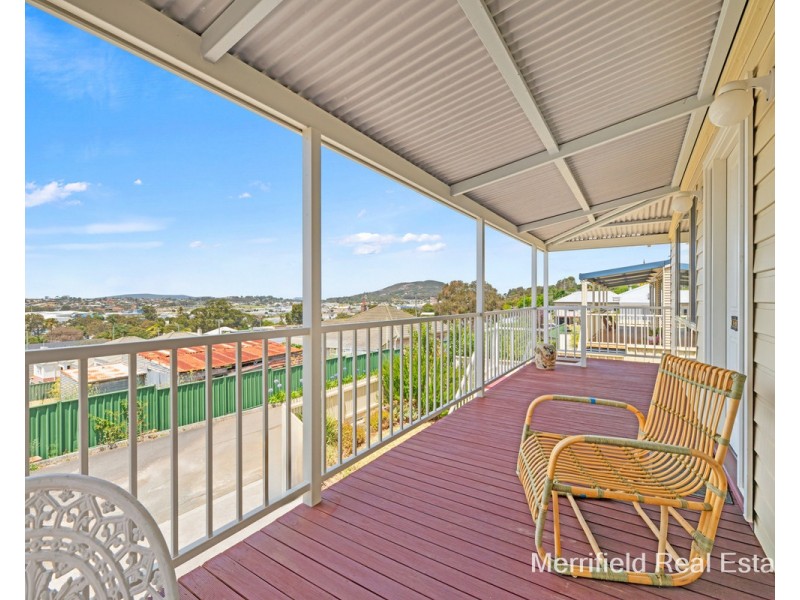 1/11B Wellington Street, Mount Melville WA 6330
