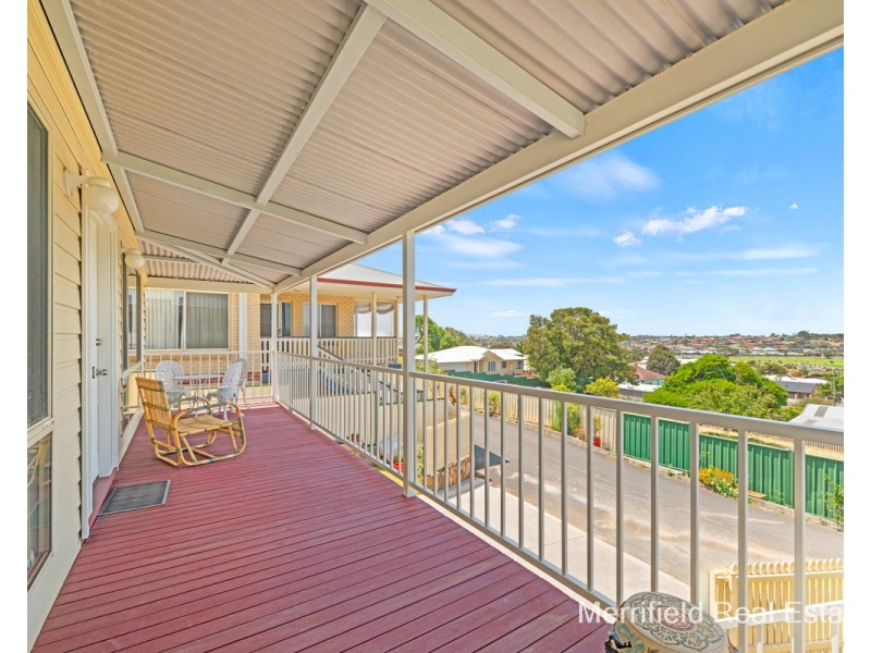 1/11B Wellington Street, Mount Melville WA 6330