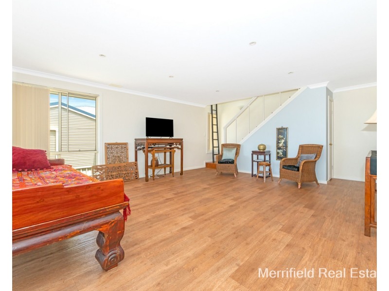 1/11B Wellington Street, Mount Melville WA 6330