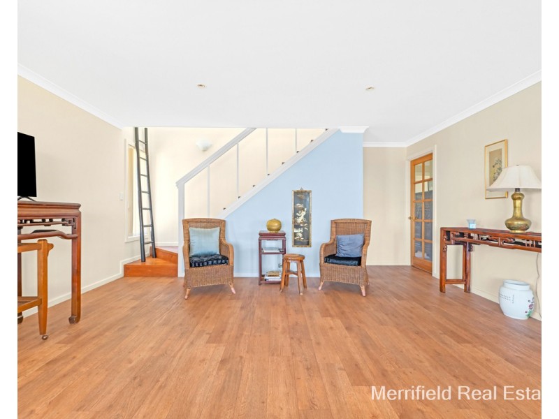 1/11B Wellington Street, Mount Melville WA 6330