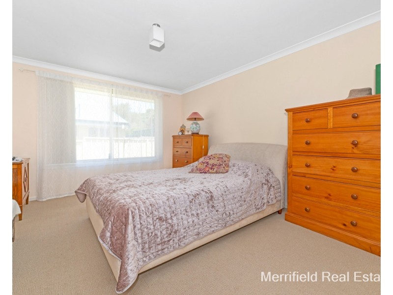 1/11B Wellington Street, Mount Melville WA 6330