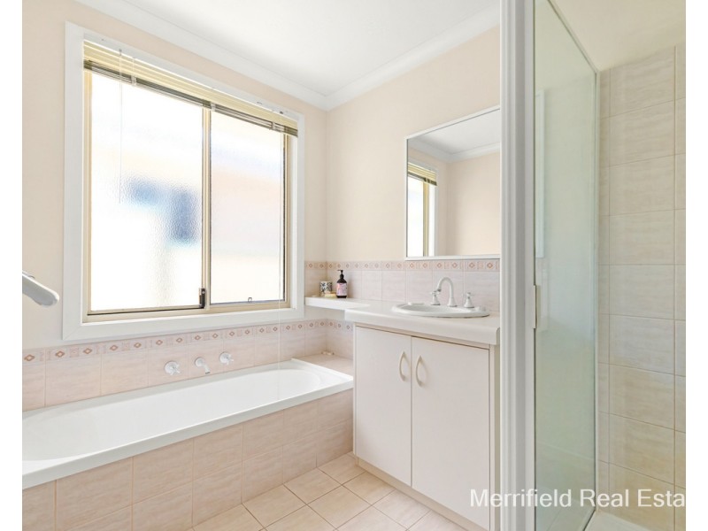 1/11B Wellington Street, Mount Melville WA 6330