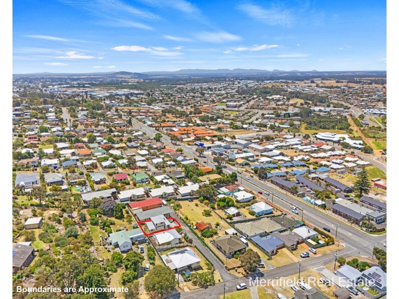 1/11B Wellington Street, Mount Melville WA 6330