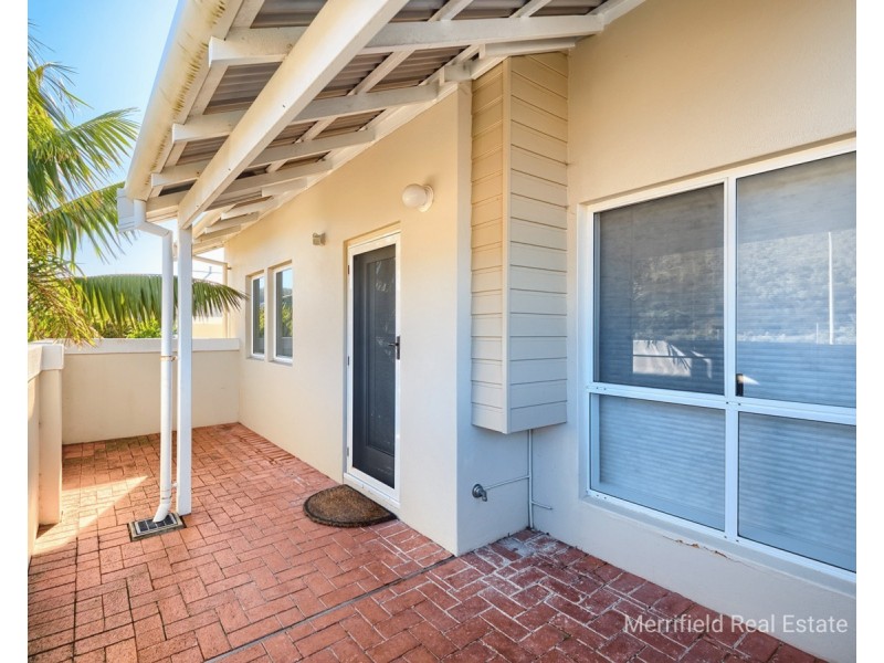 2/5 Barnett Street, Middleton Beach WA 6330