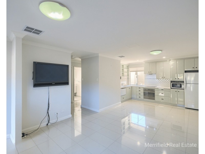 2/5 Barnett Street, Middleton Beach WA 6330