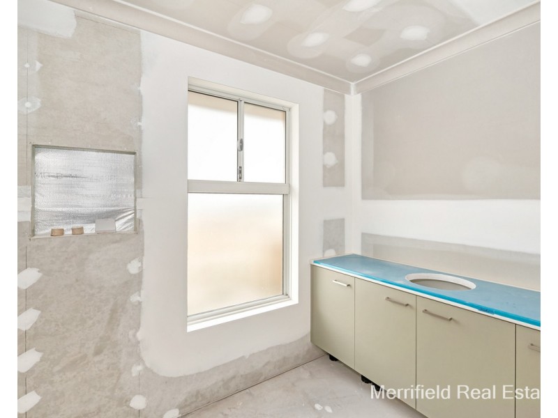 8 Medic Way, Bayonet Head WA 6330