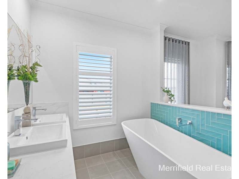 2 Medic Way, Bayonet Head WA 6330
