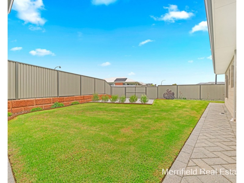 2 Medic Way, Bayonet Head WA 6330