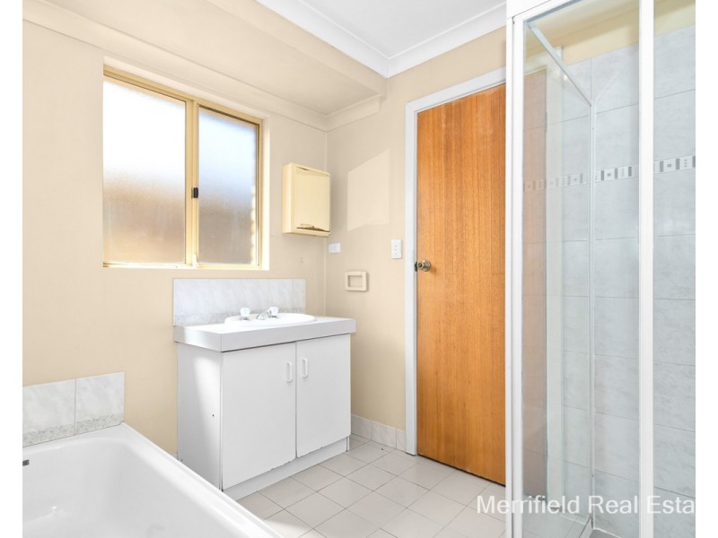 28 Seville Way, Orana WA 6330