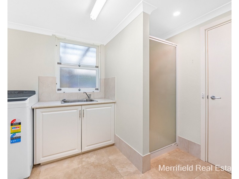 31 Swarbrick Street, Emu Point WA 6330