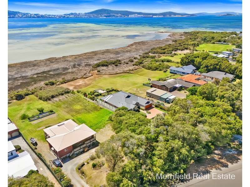 115 Bay View Drive, Little Grove WA 6330