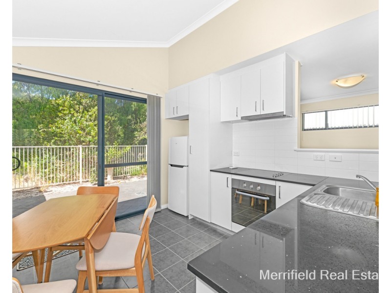 14/20 Grove Street West, Little Grove WA 6330