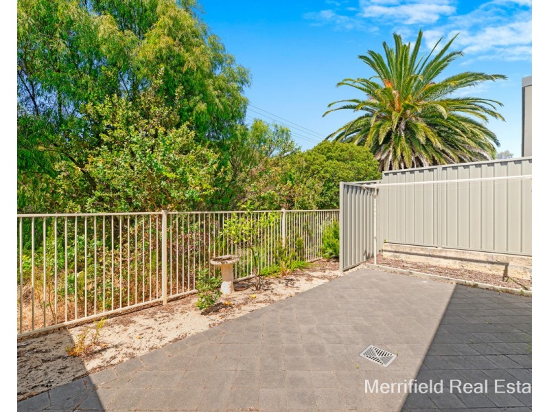 14/20 Grove Street West, Little Grove WA 6330