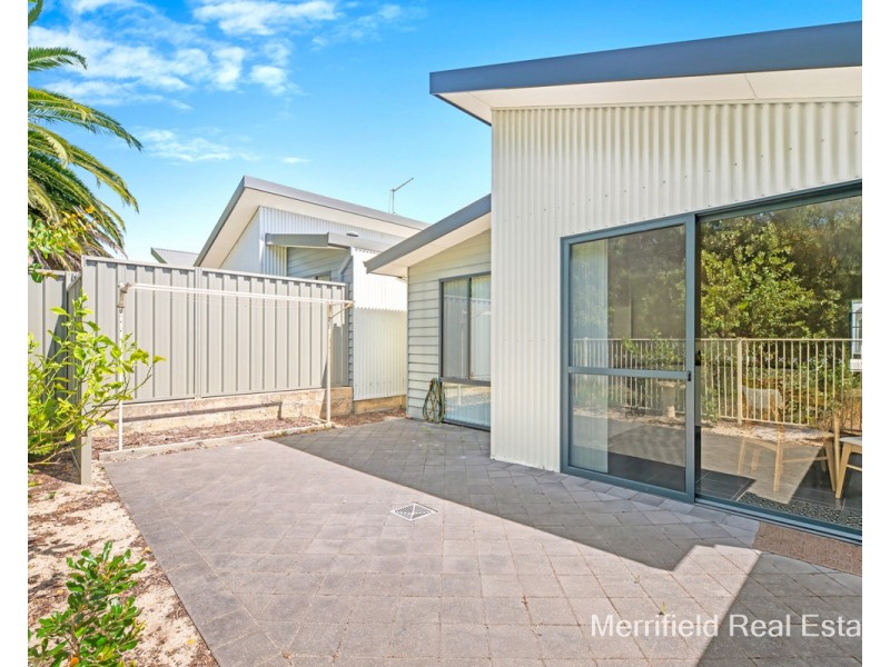14/20 Grove Street West, Little Grove WA 6330