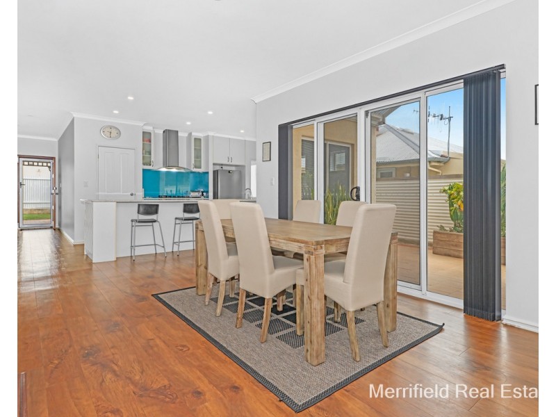 4A Bluff Street, Mira Mar WA 6330