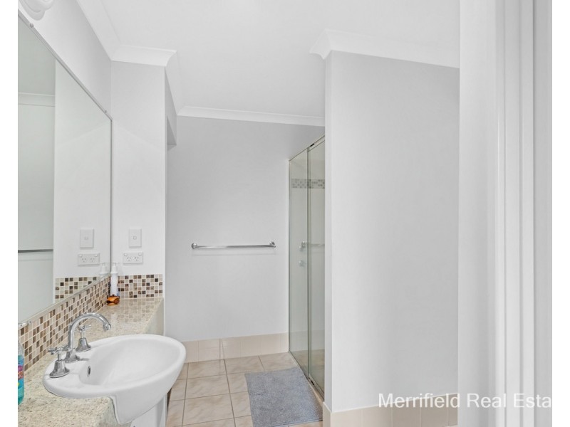 4A Bluff Street, Mira Mar WA 6330