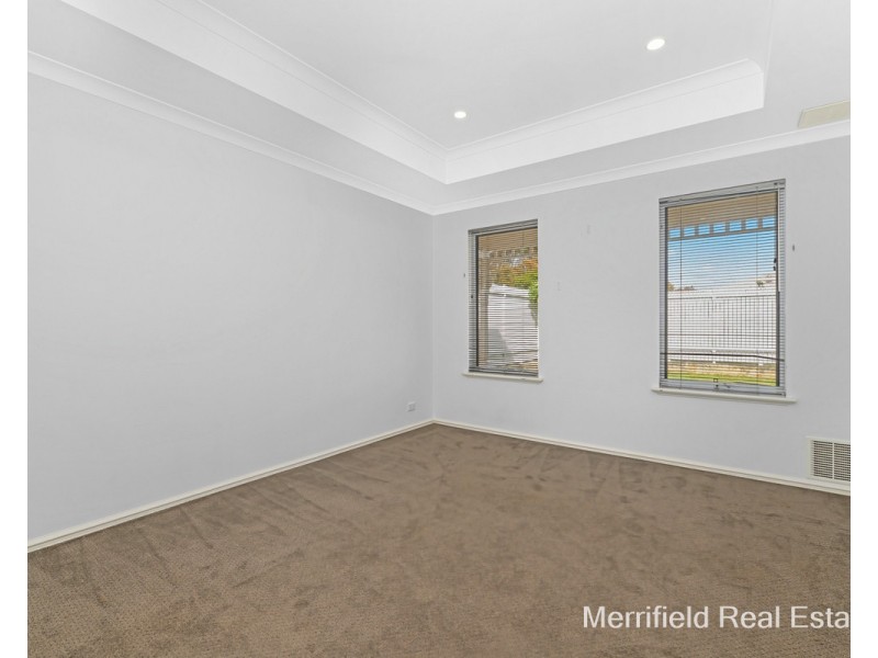 4A Bluff Street, Mira Mar WA 6330