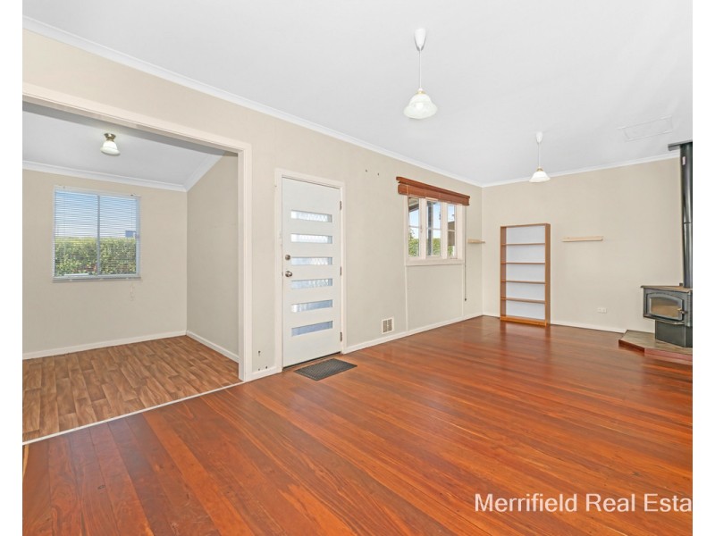 61 Chester Pass Road, Orana WA 6330