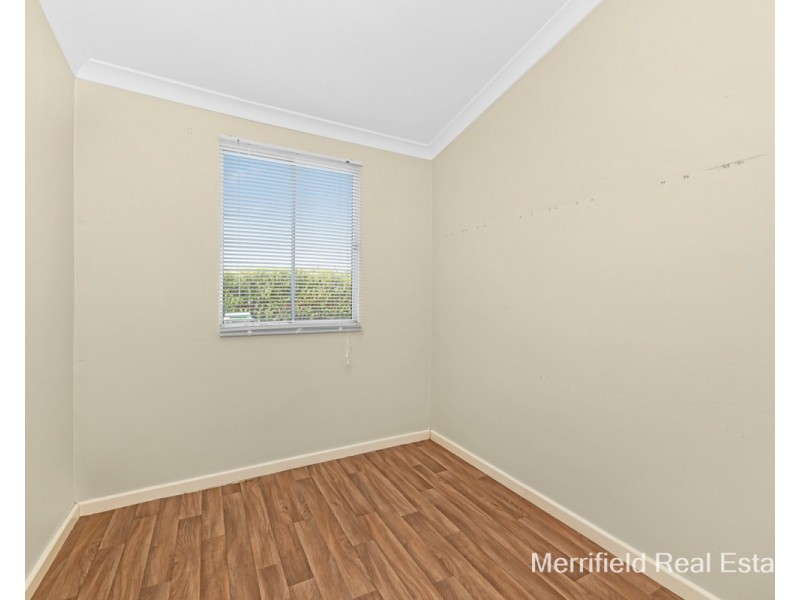 61 Chester Pass Road, Orana WA 6330