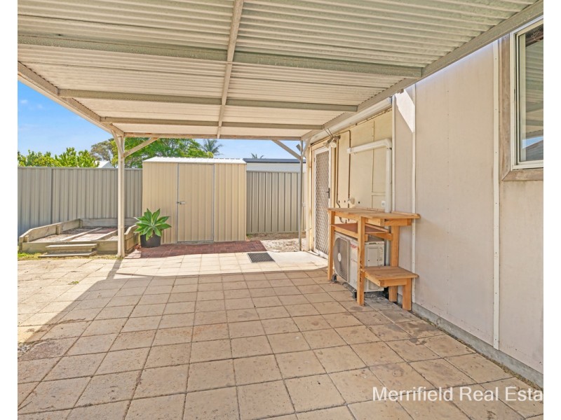 61 Chester Pass Road, Orana WA 6330