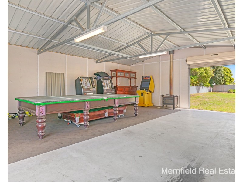 61 Chester Pass Road, Orana WA 6330