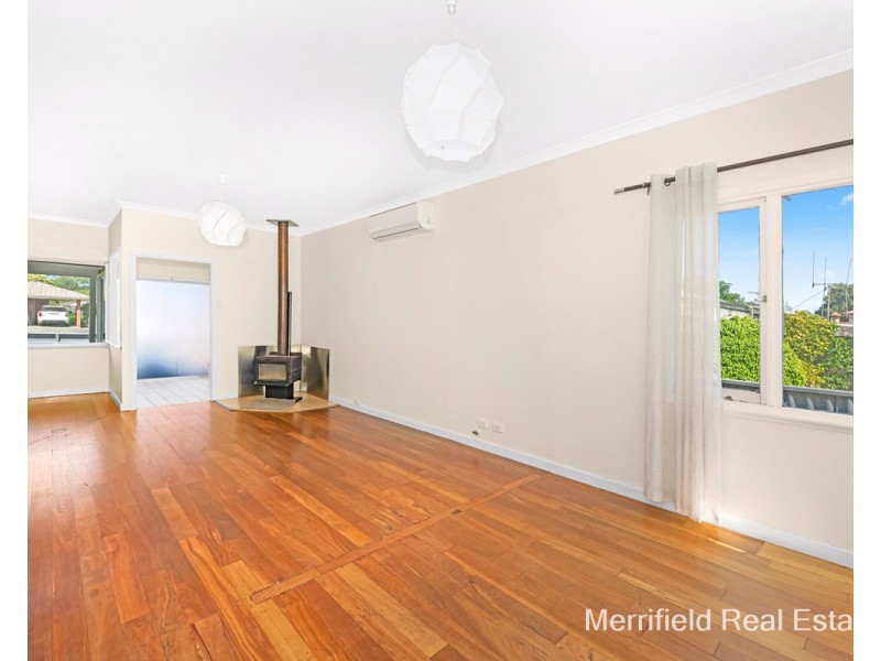 6 Katoomba Street, Orana WA 6330