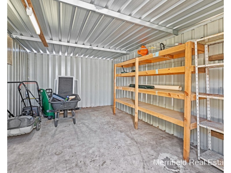 6 Katoomba Street, Orana WA 6330