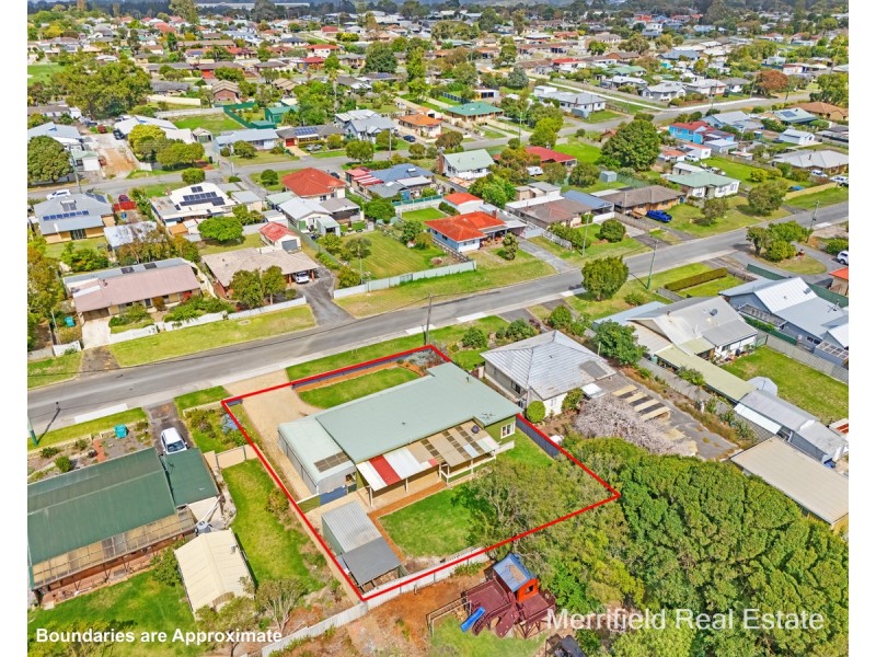 6 Katoomba Street, Orana WA 6330