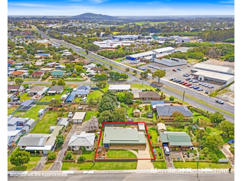 6 Katoomba Street, Orana WA 6330