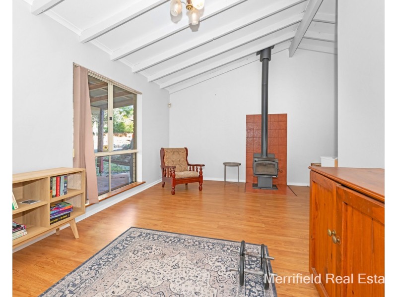 2 Slater Street, Lower King WA 6330