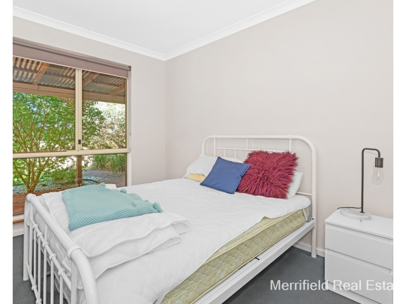 2 Slater Street, Lower King WA 6330
