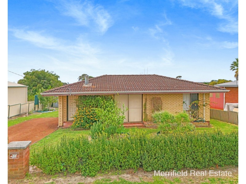 64 Minor Road, Orana WA 6330