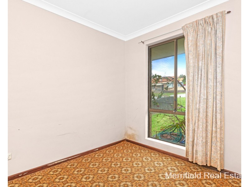 64 Minor Road, Orana WA 6330