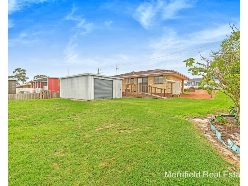 64 Minor Road, Orana WA 6330