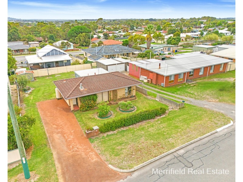 64 Minor Road, Orana WA 6330