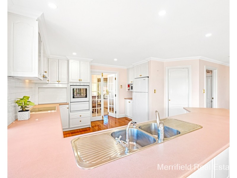 10 Norman Place, Spencer Park WA 6330