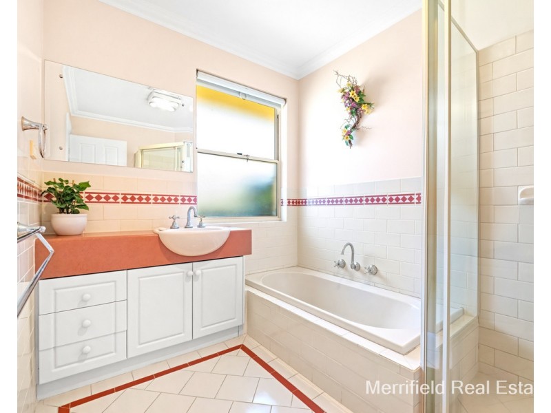 10 Norman Place, Spencer Park WA 6330