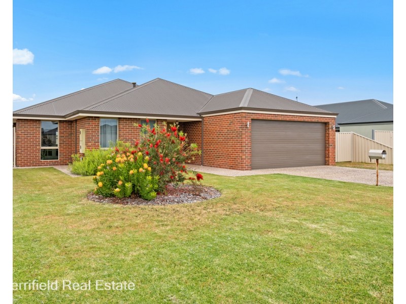 28 Gerdes Way, Mckail WA 6330