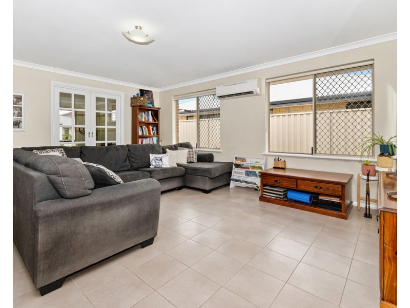28 Gerdes Way, Mckail WA 6330