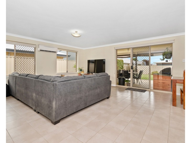 28 Gerdes Way, Mckail WA 6330