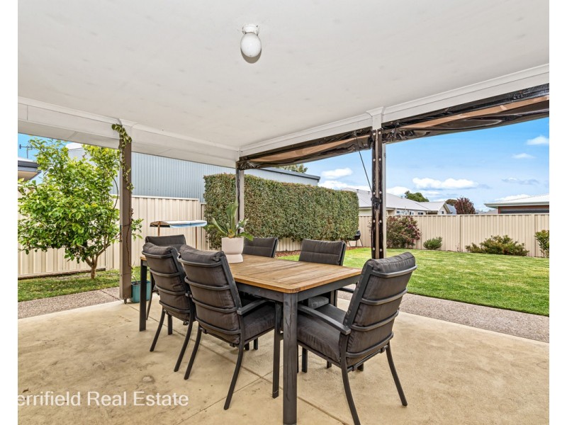 28 Gerdes Way, Mckail WA 6330