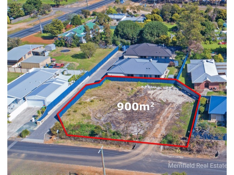 15 Webb Street, Mckail WA 6330