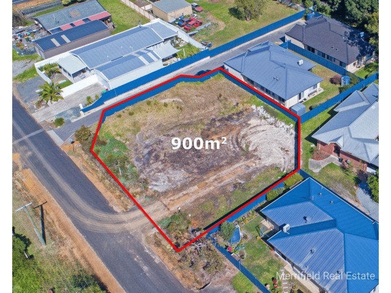 15 Webb Street, Mckail WA 6330