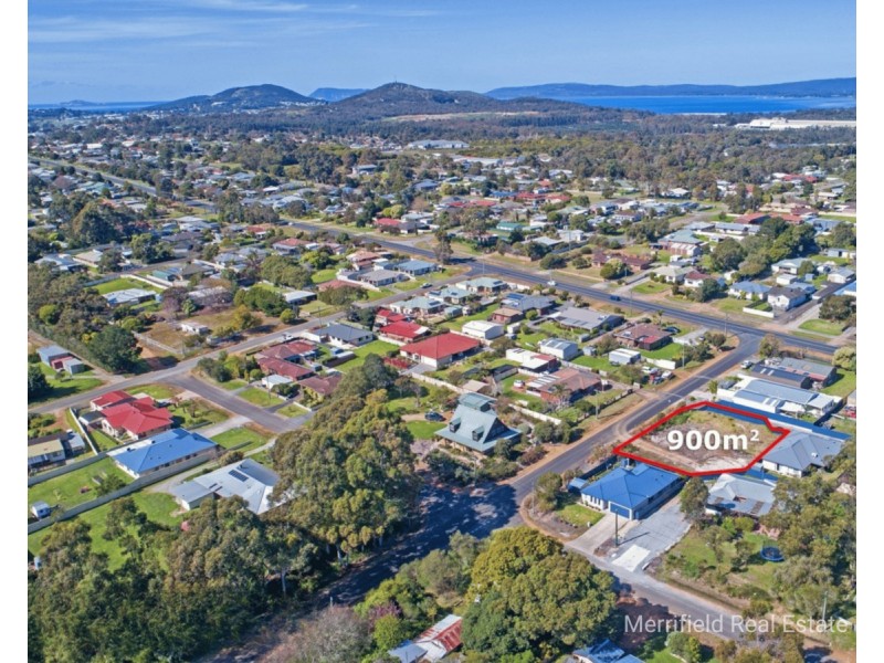 15 Webb Street, Mckail WA 6330