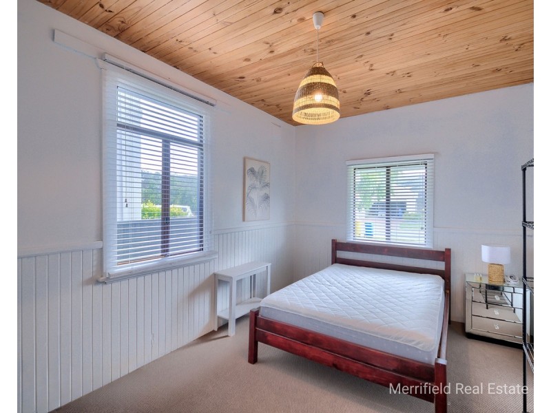 9 Middleton Road, Middleton Beach WA 6330